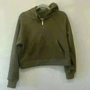 Laslulu cropped green hooded sweatshirt size medium